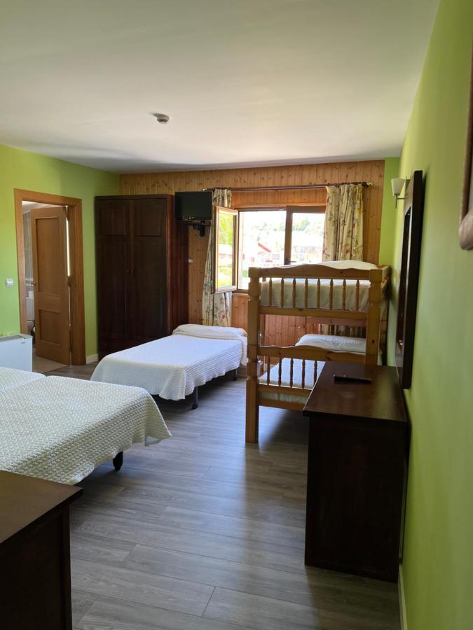 Hotel Villa Maria Ревилья-де-Камарго Экстерьер фото