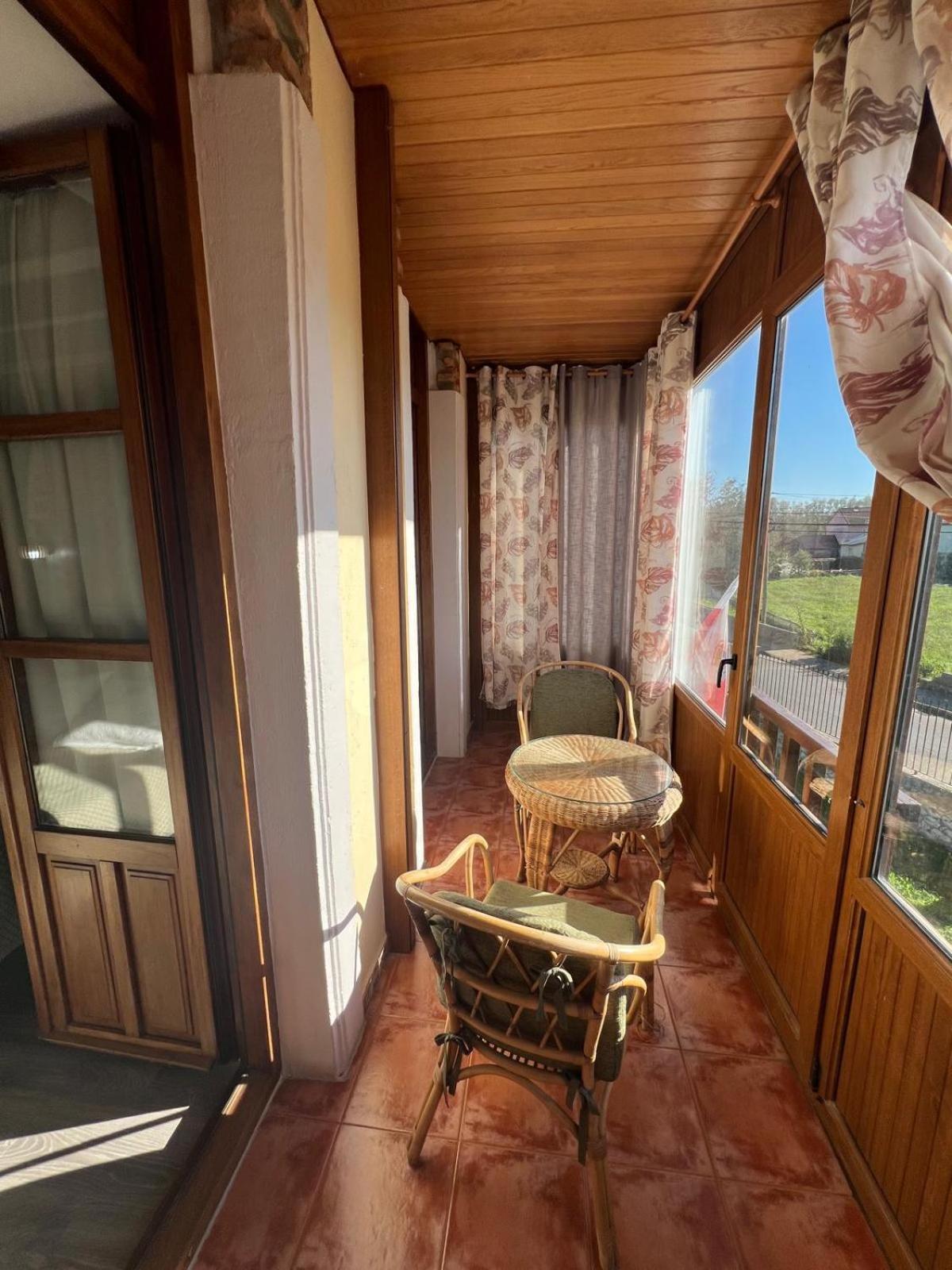 Hotel Villa Maria Ревилья-де-Камарго Экстерьер фото
